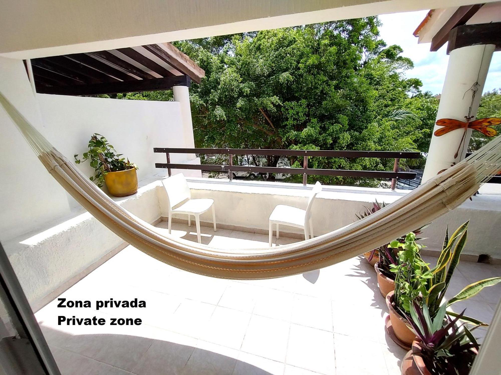 Private Rooms In A Hotel-Type Apartment - Super Located プエルト・アベントゥラス エクステリア 写真